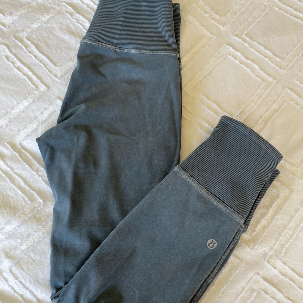 lululemon athletic Wunder Under Cropped Tights with Ribbing in Washed Moon Blue